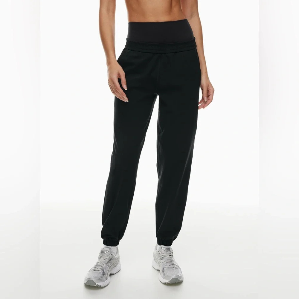 TNA Women’s Grey Sweatpants  / Joggers - Small